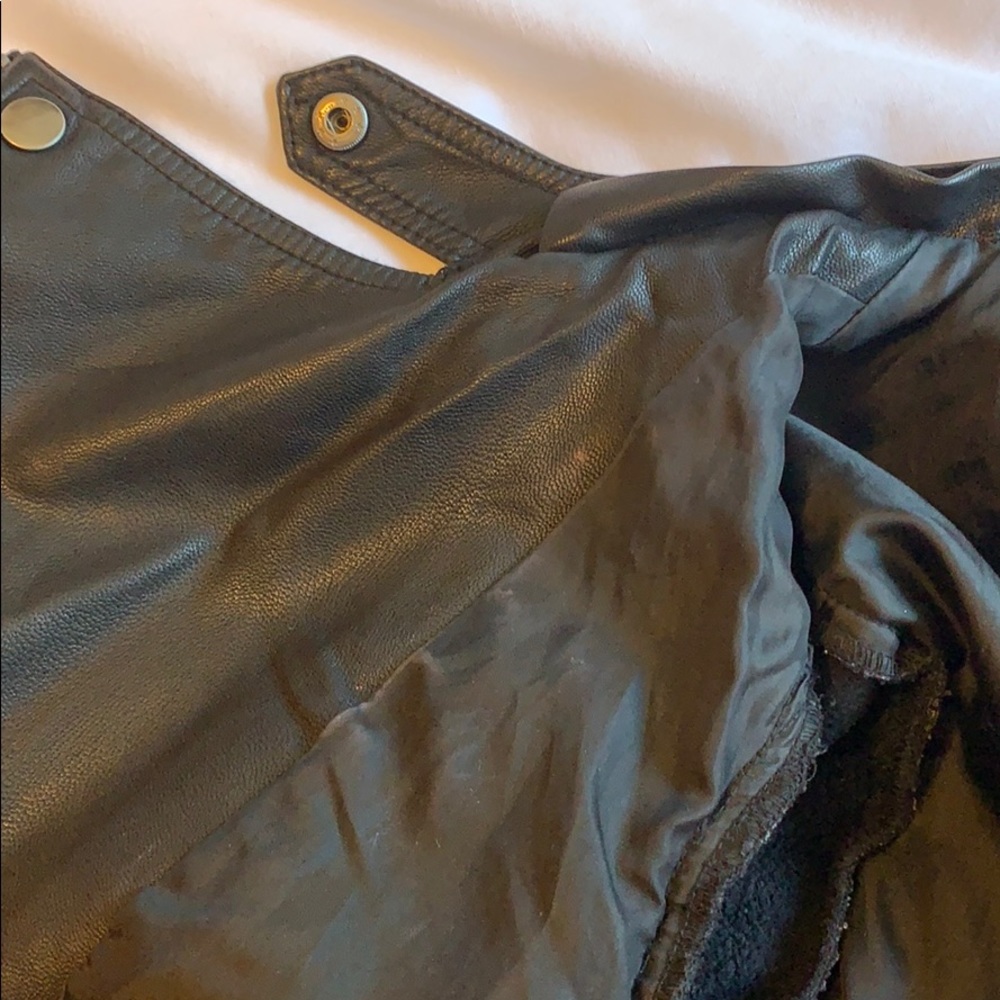 Leather jacket - Picture 6 of 7